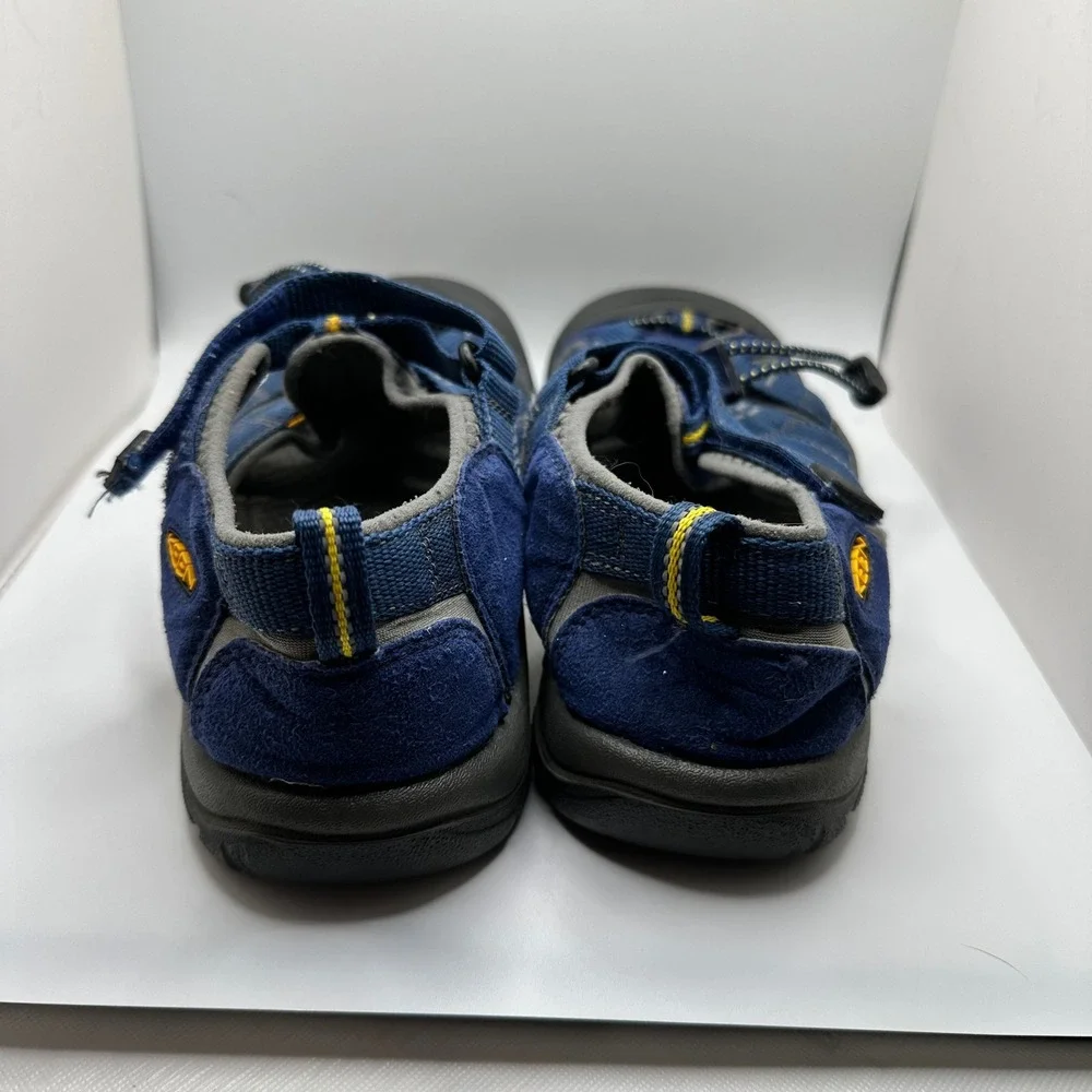 Keen Newport H2 size 6 Blue Yellow Waterproof Hiking Sport Sandals 1009962